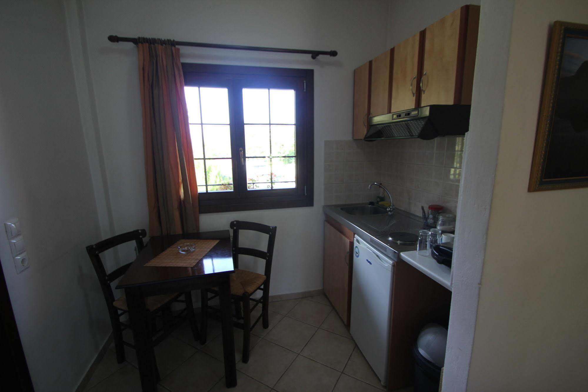 Artemis Apartments Kónica Kültér fotó