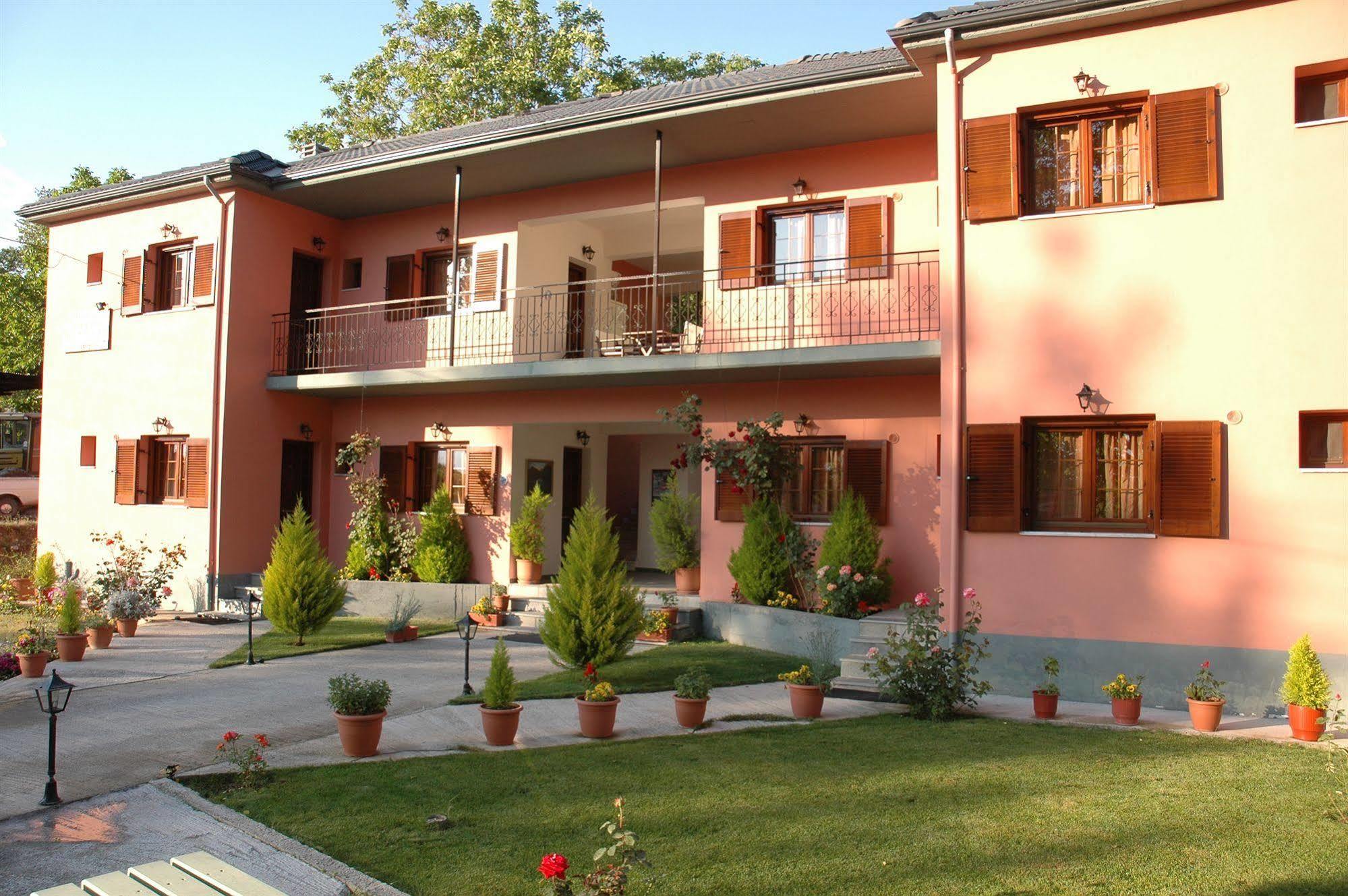 Artemis Apartments Kónica Kültér fotó